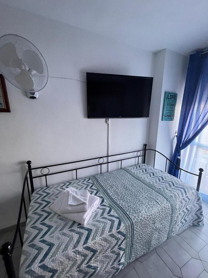 Minerva Holidays Estudio En Benalmadena Appartement Buitenkant foto