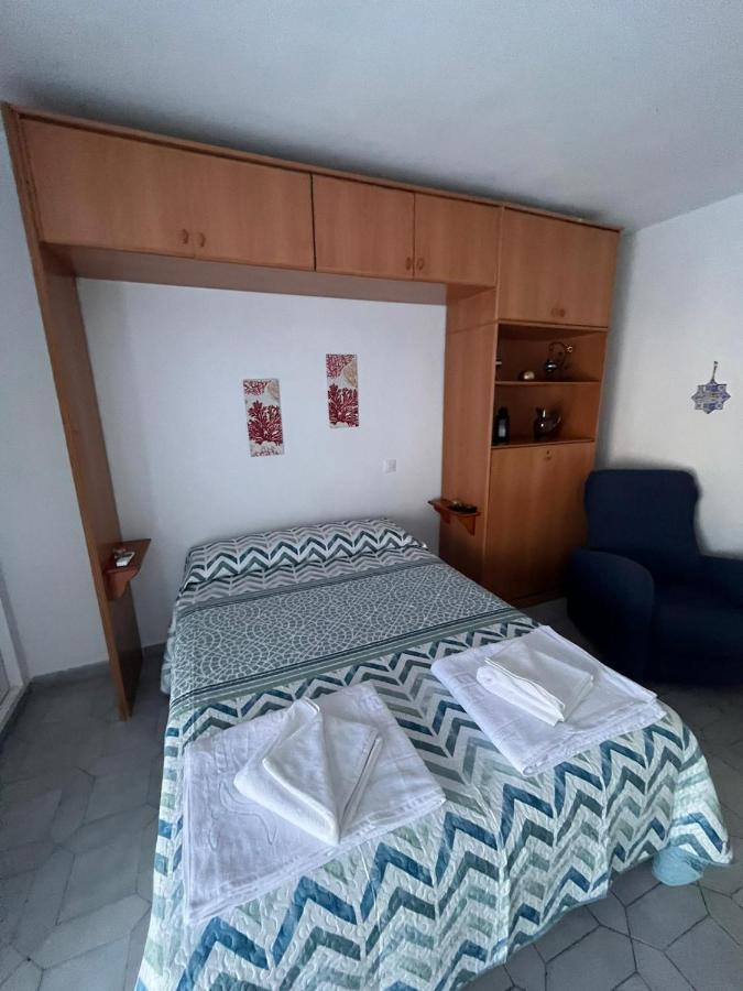 Minerva Holidays Estudio En Benalmadena Appartement Buitenkant foto